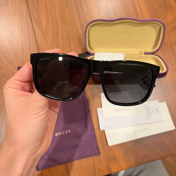 Men's Gucci Sunglasses GG0010S
